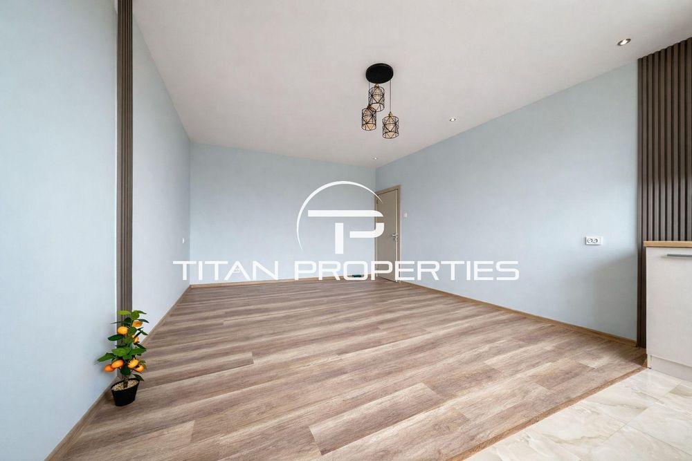 Продава се Тристаен апартамент в Пловдив, Южен - 60 кв.м за 1233 €/кв.м - Снимка #2