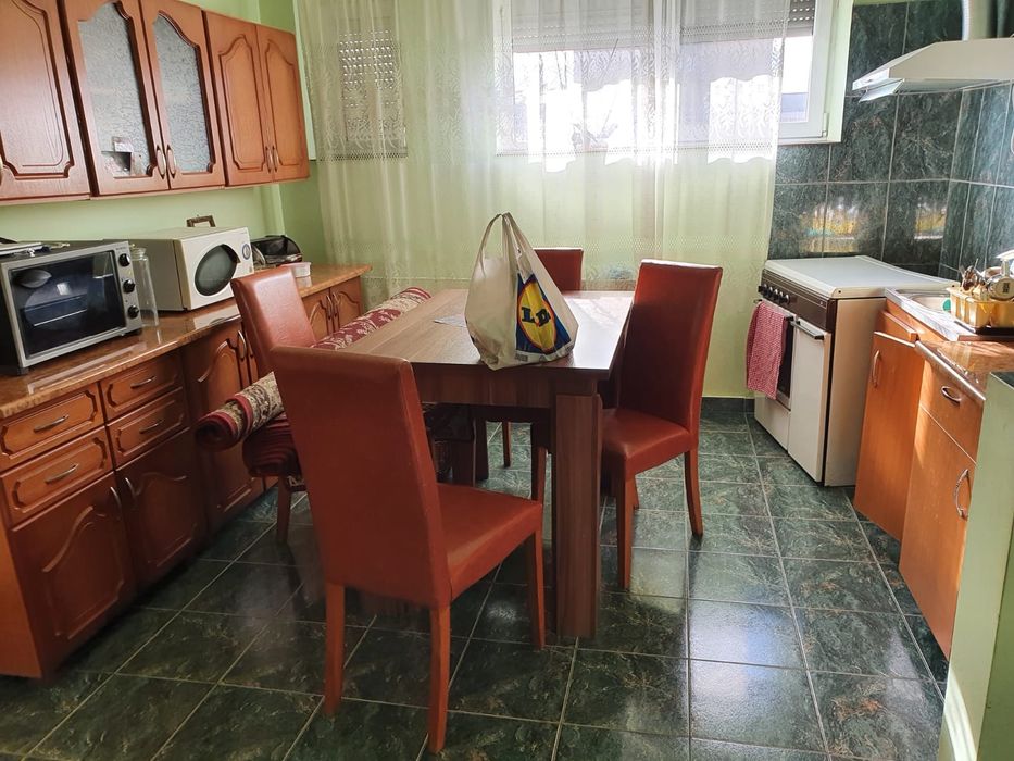 Apartament 2 camere Cartier Crihala Langa Aleea Castanilor 54,56 mp2 u