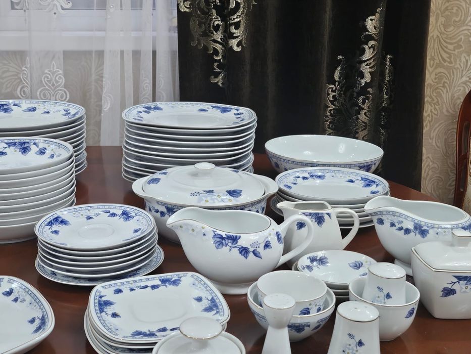 Чайно-столовый сервиз