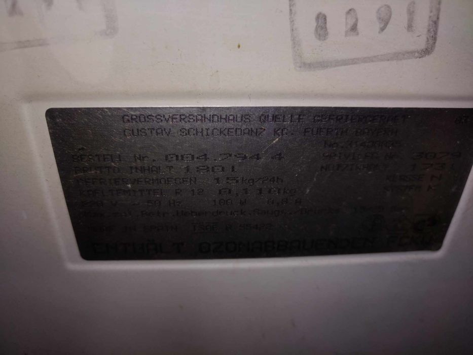 Фризер тип ракла 
PRIVILEG с обем 180 литра
Ниска консумация на ток.