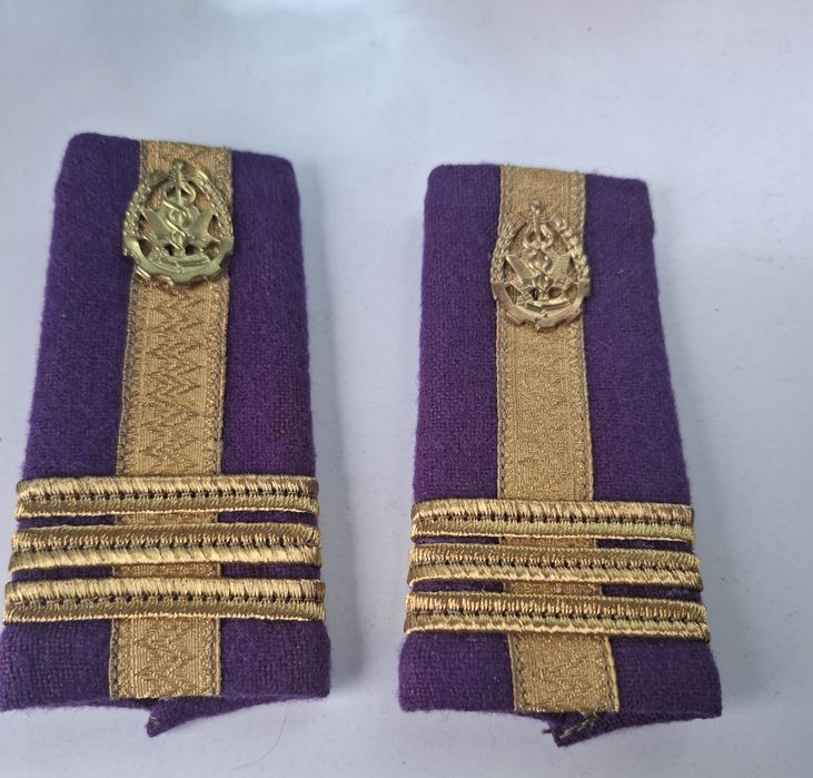 Costum militar Exceptiol de Colonel Logistică