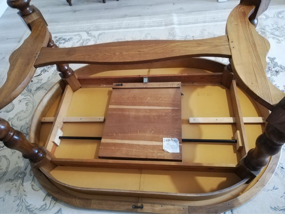 продам стол и стулья