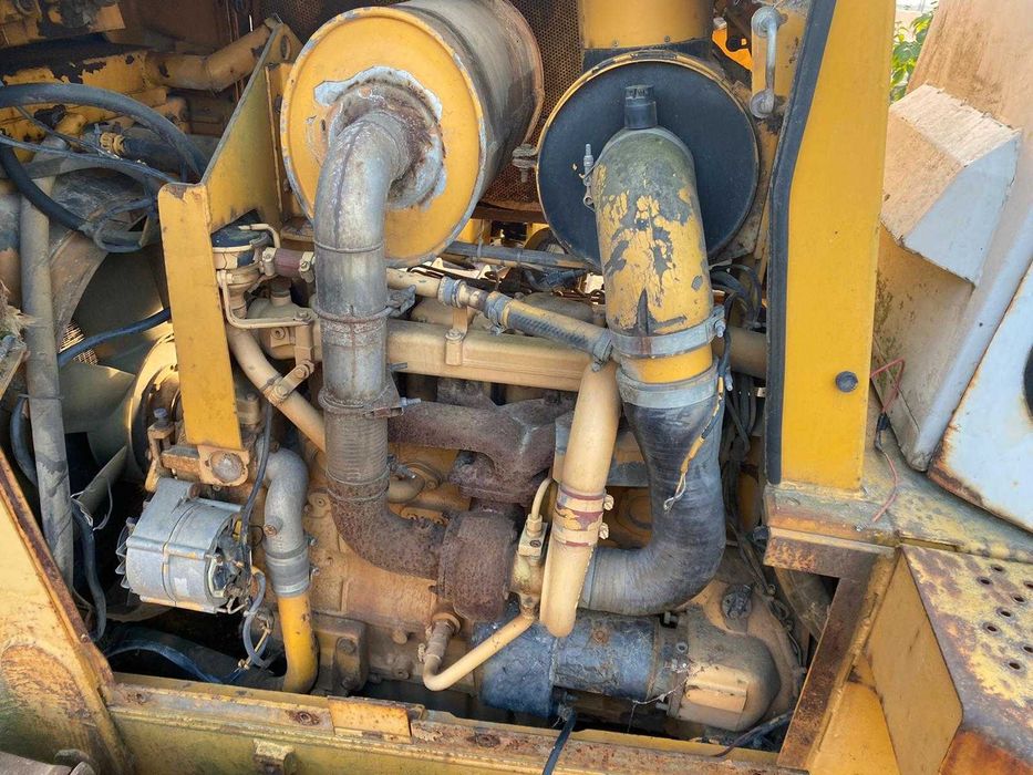 Dezmembrez buldozer Liebherr PR 712 -piese de schimb Liebherr