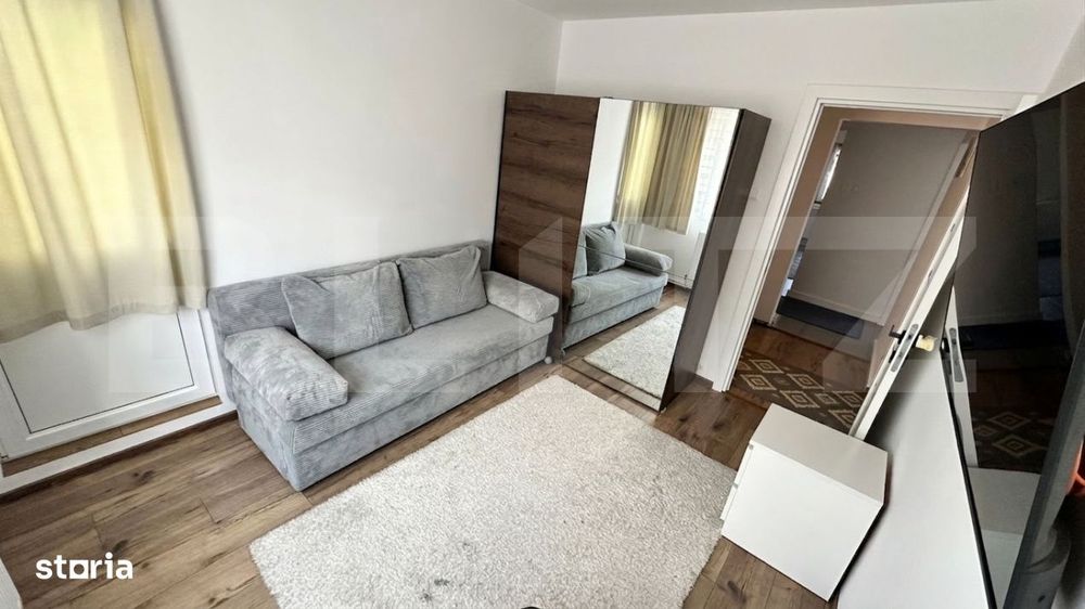 Apartament spatios cu 4 camere, decomandat, complet mobilat si renova