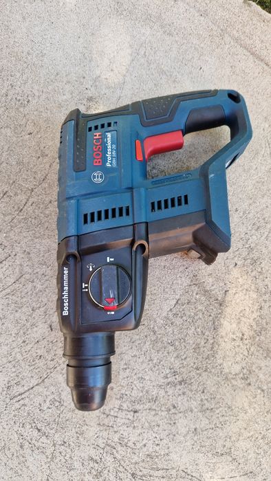 Rotopercutor bosch profesional.