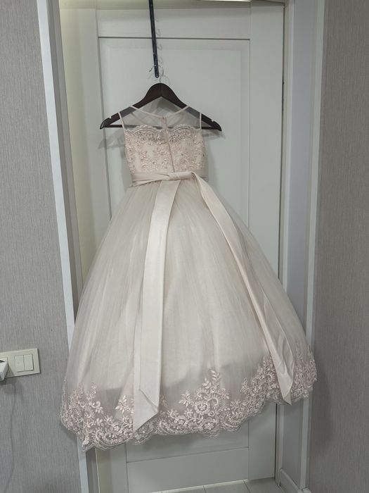 Пышное платье для девочки