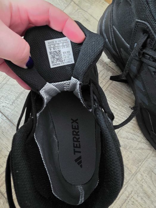 Ghete pentru drumeții Adidas Terrex