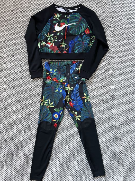 Дамски екип Nike