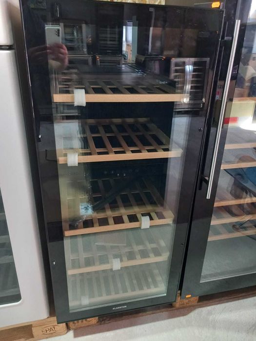 OFERTA Frigider pentru vinuri