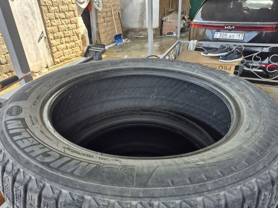 Продам шины Michelin