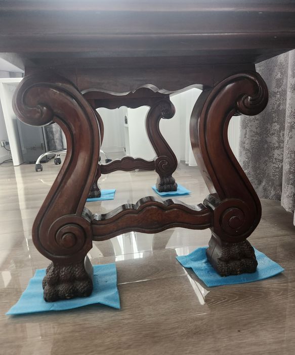 Măsuță de cafea din lemn masiv