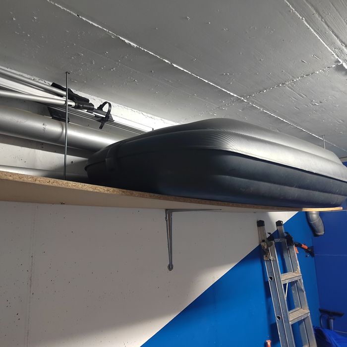 Автобокс/кутия за автомобил