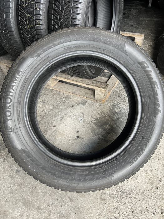 4 anvelope de iarna 225/60/18 yokohama!