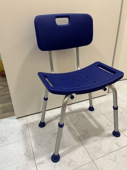 Стол за баня за възрастни / инвалиди