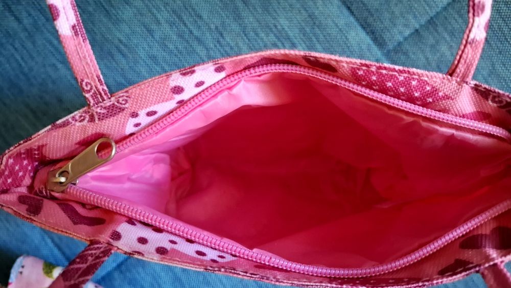 Сладки чантички за малки дами