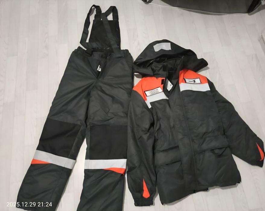 Рабочая одежда (роба)