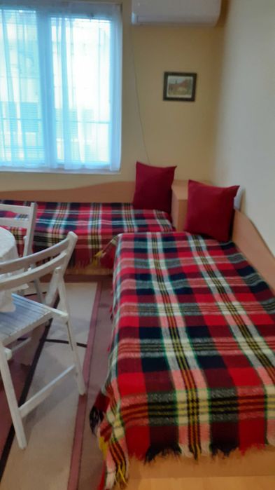 Дава се под наем Едностаен апартамент в Варна, Конфуто - 40 кв.м за 289.17 € - Снимка #1