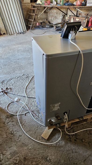 Термопомпа Daikin EDLA11DA3VR