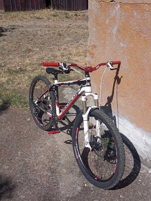 Продавам запазен SHOCKBLAZE R9