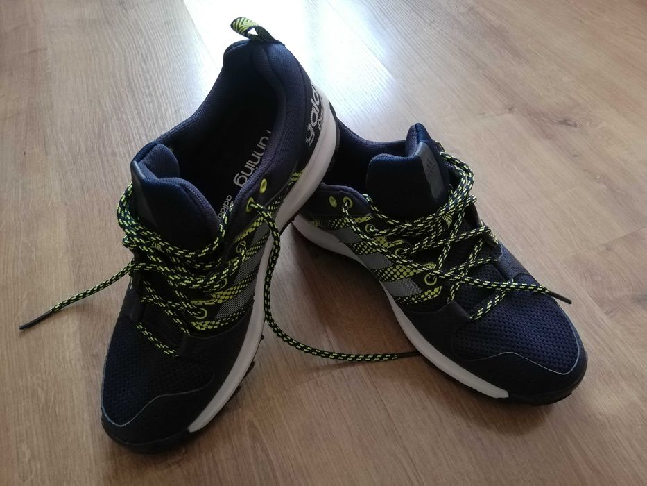 Маратонки adidas