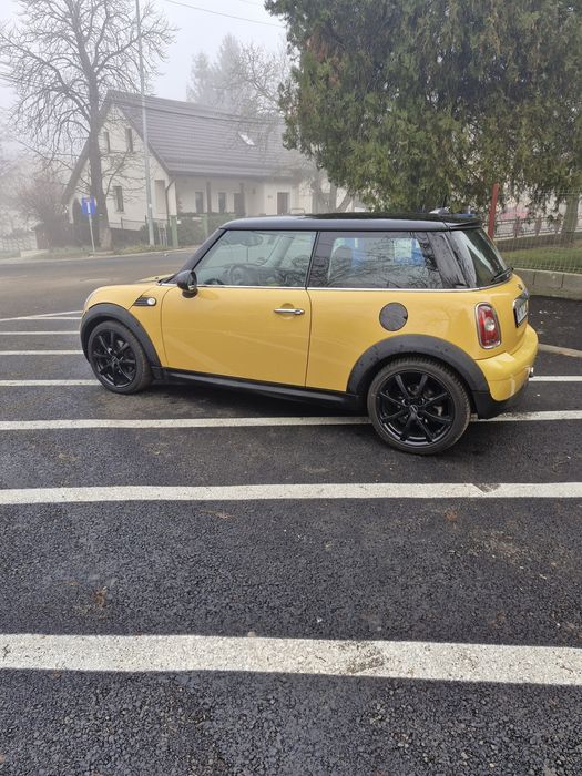 Vând mini cooper Bmw