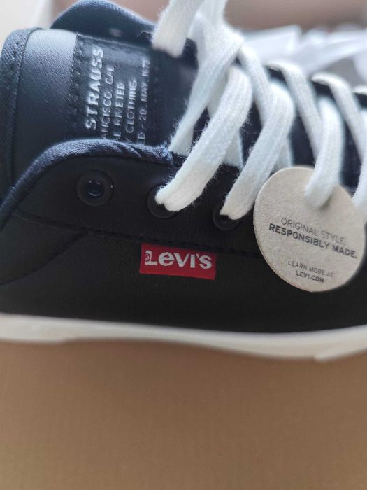 Papuci Levis Tijuana 2 marime 38 Sneakers