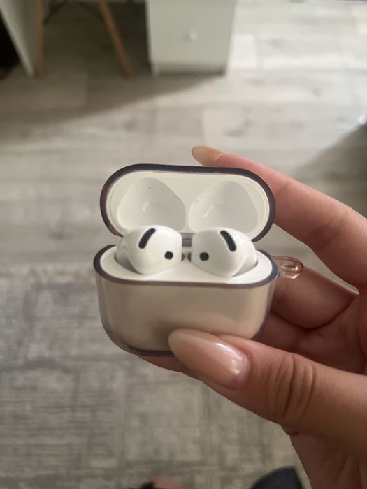 Наушники Apple AirPods 4 белый