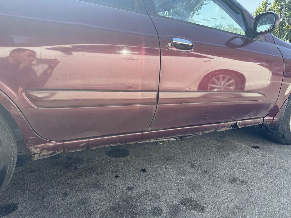 Nissan Sunny 2001 автомат 1.8 л