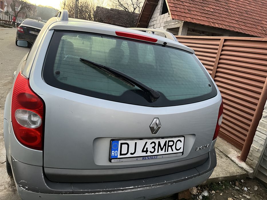 Adaptata pentru a putea fi condusa de persoane cu handicap