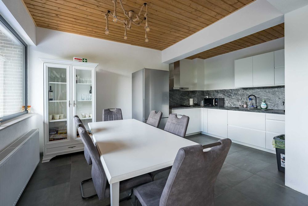 Cabana de inchiriat cu piscina infinity la munte DE LA 1000lei/NOAPTE