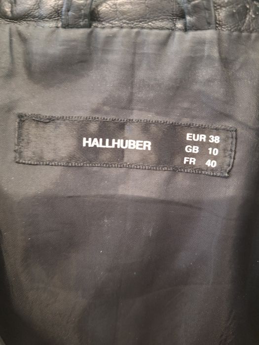 Яке от агнешка кожа  HALLHUBER