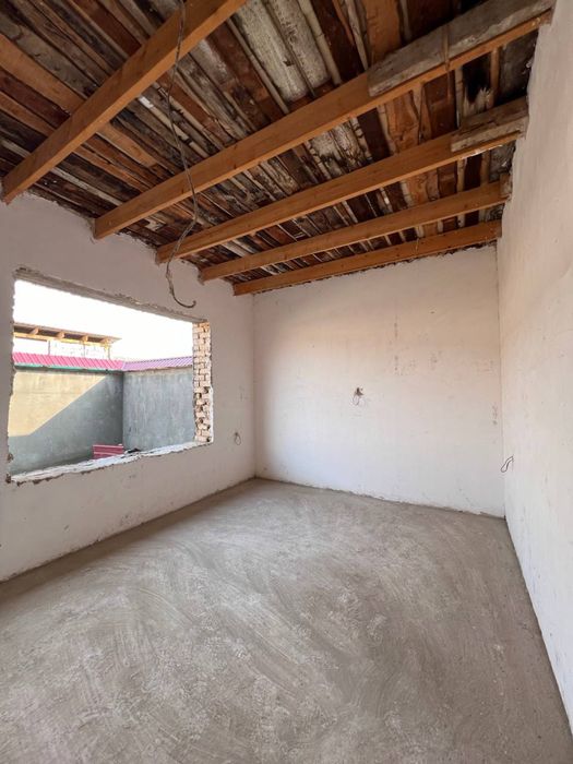 Nazarbek muz impex 4 sotokli 2 ta uy sotiladi