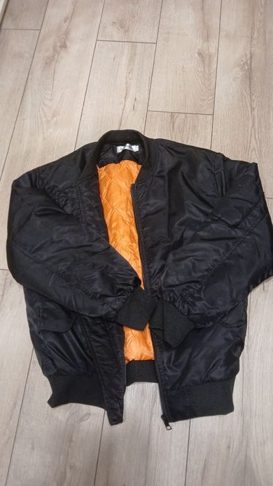 бомбер нн.      .