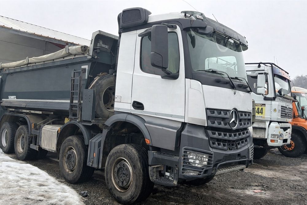 Mercedes-Benz AROCS 4142 8x4/Euro6 /2020/360.000 km /Bena SCHMITZ