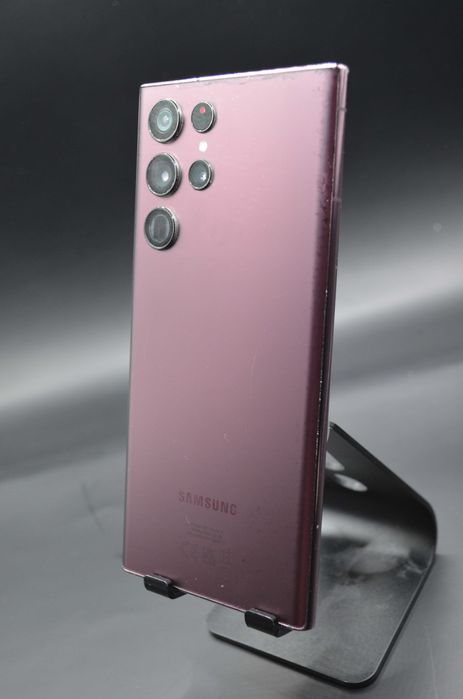Samsung Galaxy S22 ultra Burgundy