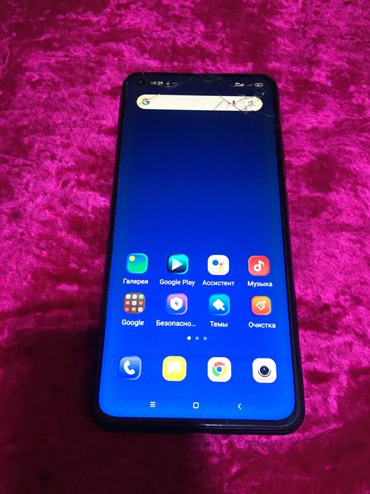Xiaomi 11 Lite 5G NE. 8+8/256g. Srochno