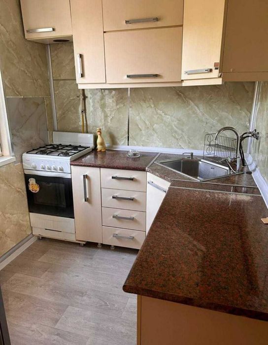 Квартира продаётся Чиланзар 2 квартал 2/4/4 ор Бунёдкор стадион