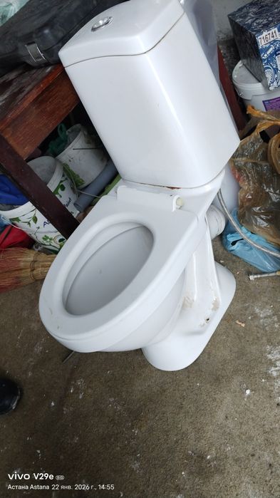 Срочно продам унитаз