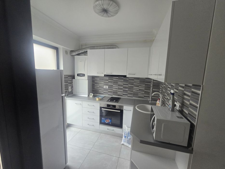 Vand studio Solid House,zona Campus