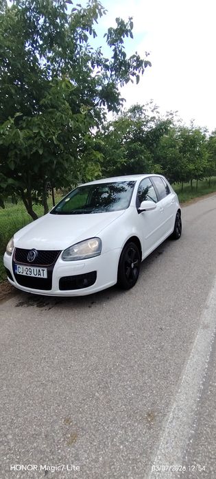 VOLKSWAGEN Golf 2004 — imagine 5