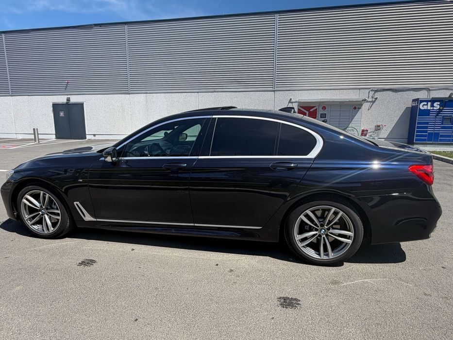 BMW Seria 7 2017 — imagine 2