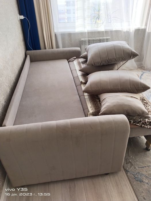 Продаю диван тик так