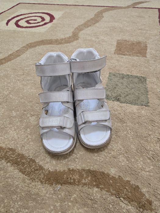 Продам ортопедические  сандали