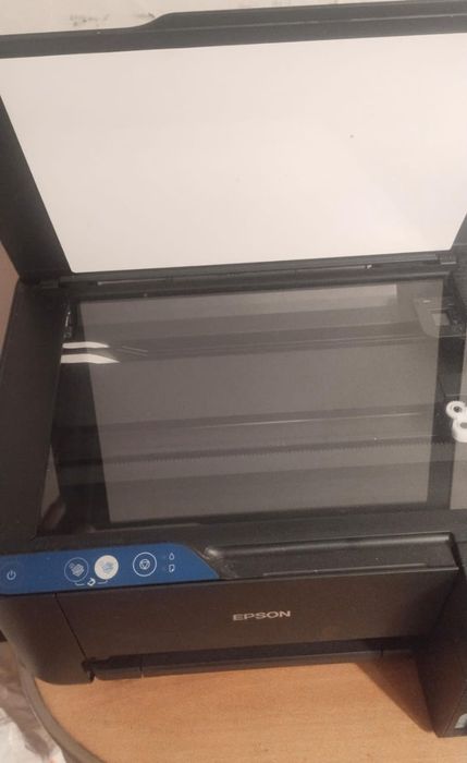 Продается принтер,пользовались один раз