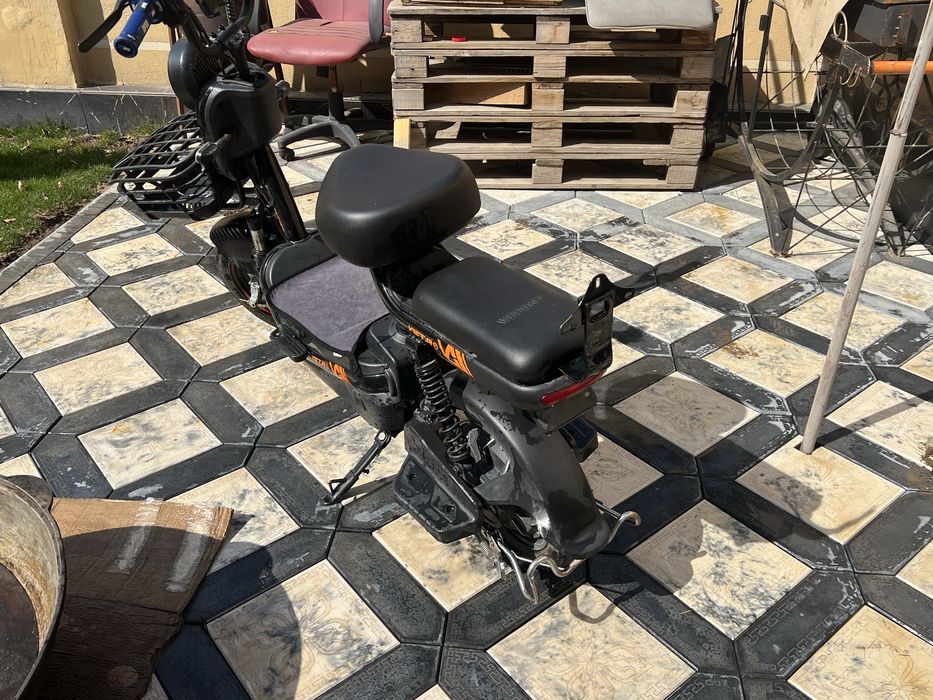 электро скутер VETRO