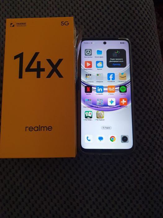 Телефон  14х realme GSM нов с гаранция  от Yettel  Samsung    + подаръ