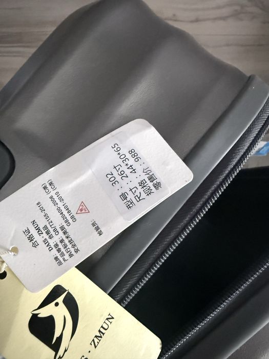 Продам чемодан для багажа