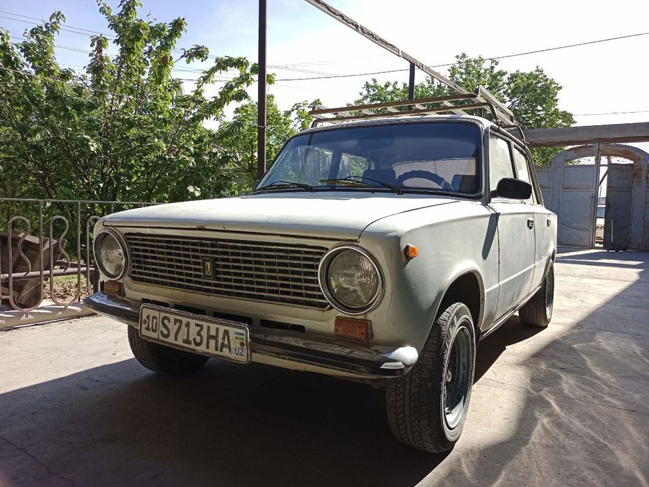 Vaz 21011  sotiladii
