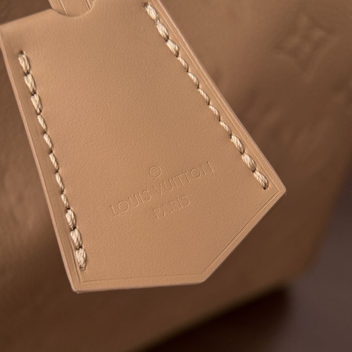 Geanta Louis Vuitton