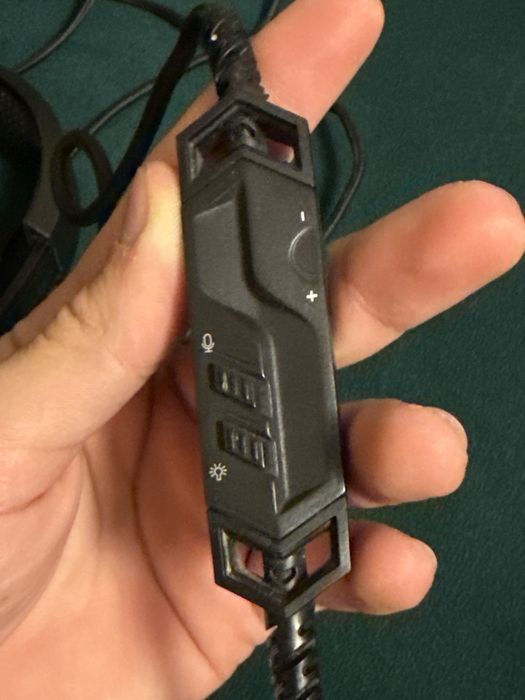 Căști cu fir RGB SteelSeries